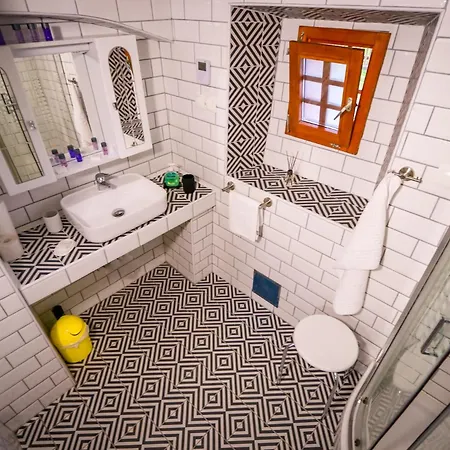 Apartment Hisa Lipa Makole